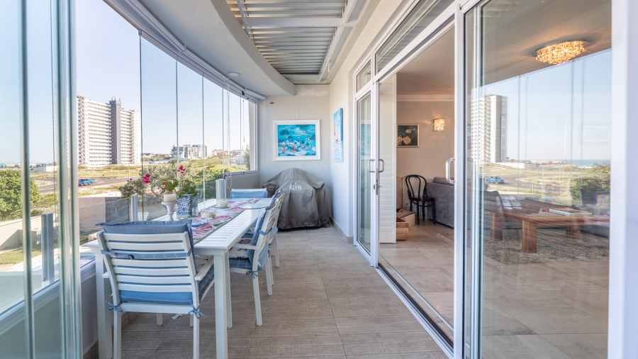 3 Bedroom Property for Sale in Bloubergstrand Western Cape